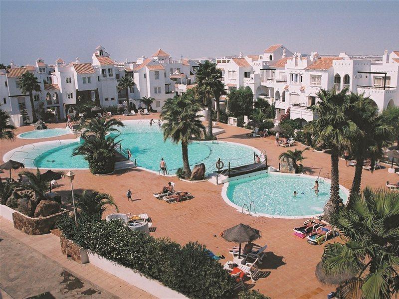 Apartamentos Golf Center Pueblo