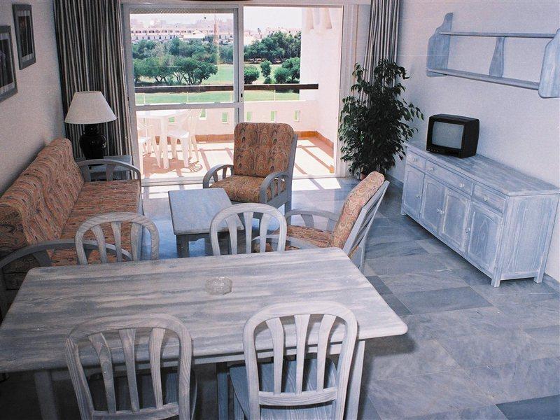 Apartamentos Golf Center Pueblo