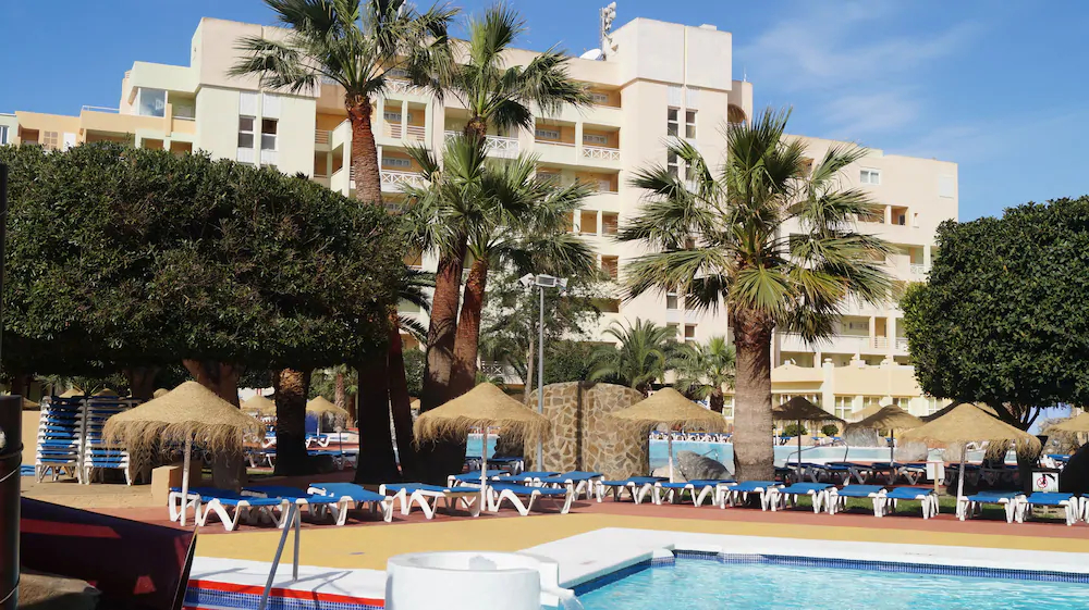 Apartamentos Mar y Golf