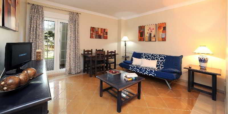 Apartamentos Leo San Bruno