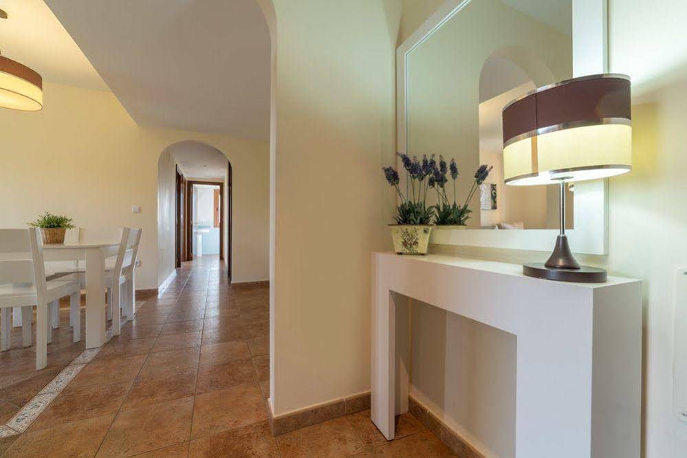 Conjunto Residencial Las Encinas by Costaluz Apartamentos