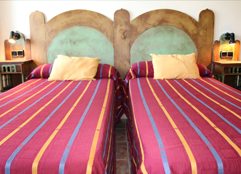 Alhambra Hostal