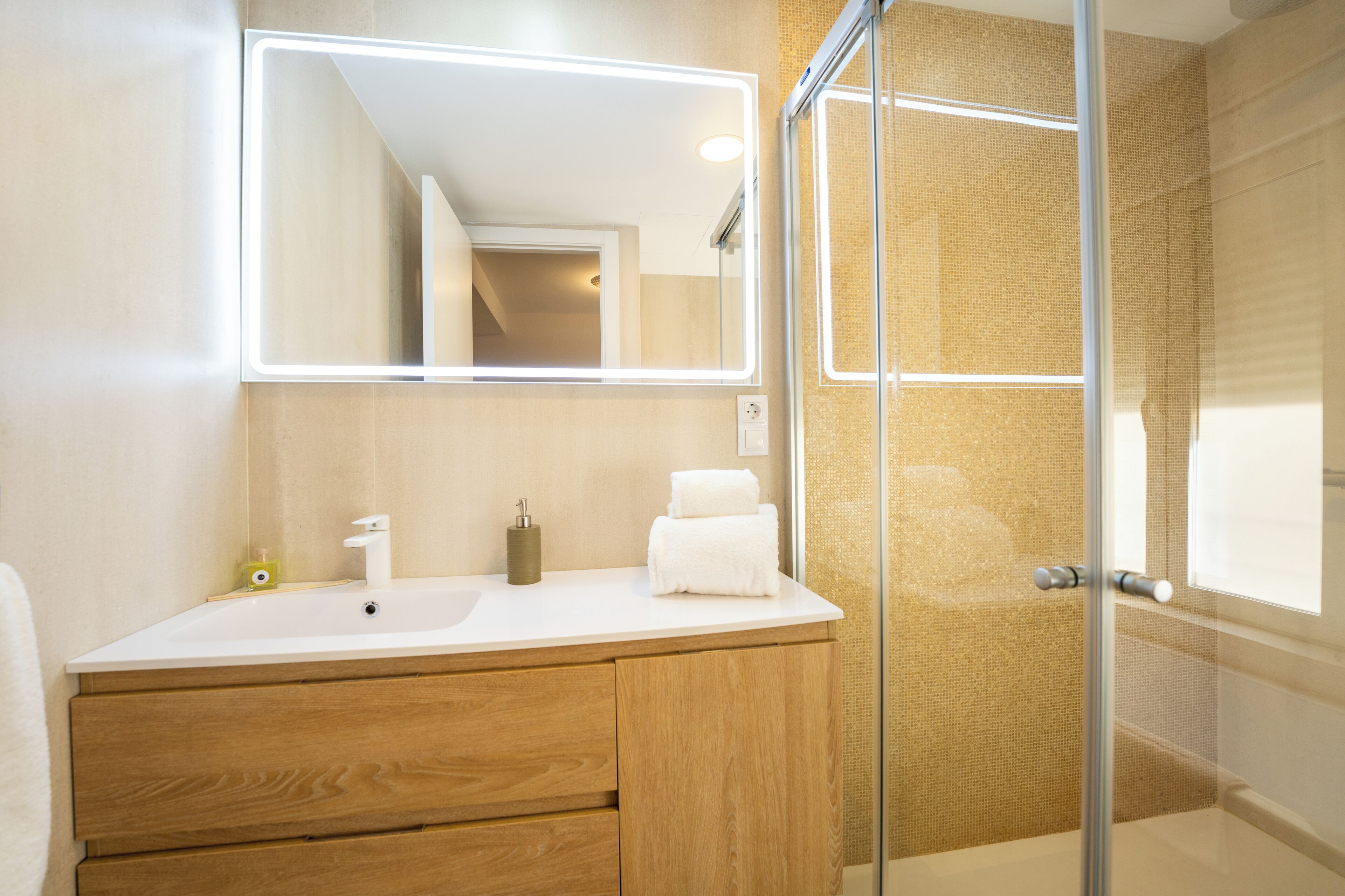 Plaza Mina Suites