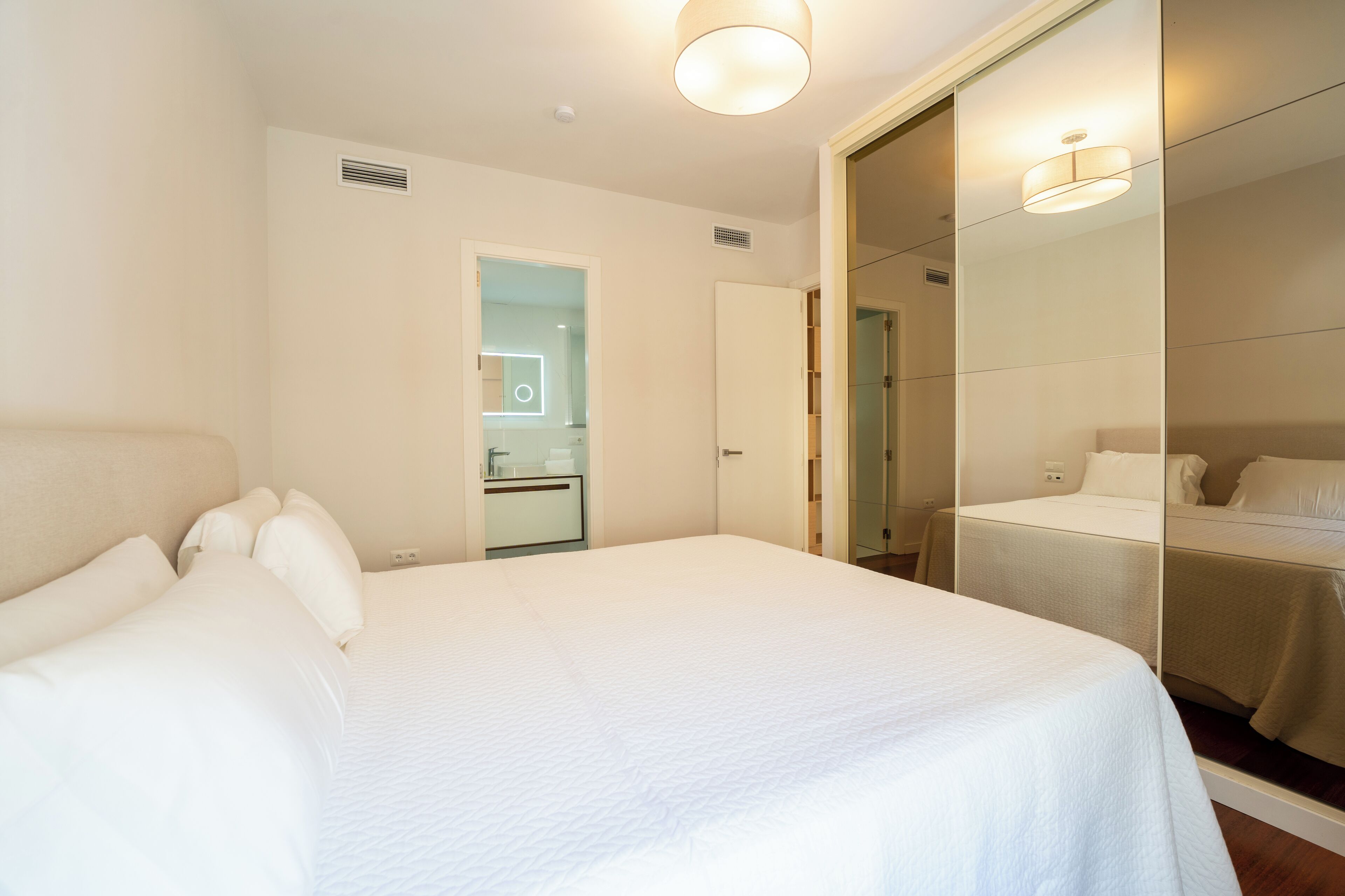 Plaza Mina Suites