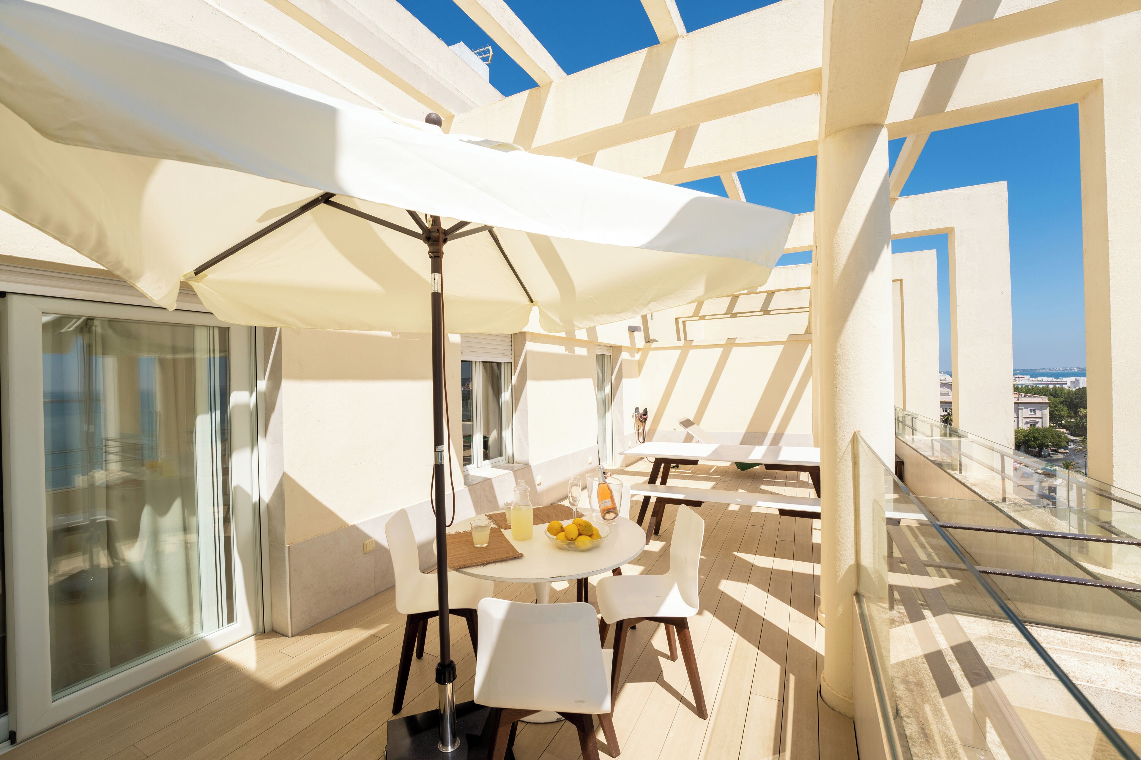 Plaza Mina Suites