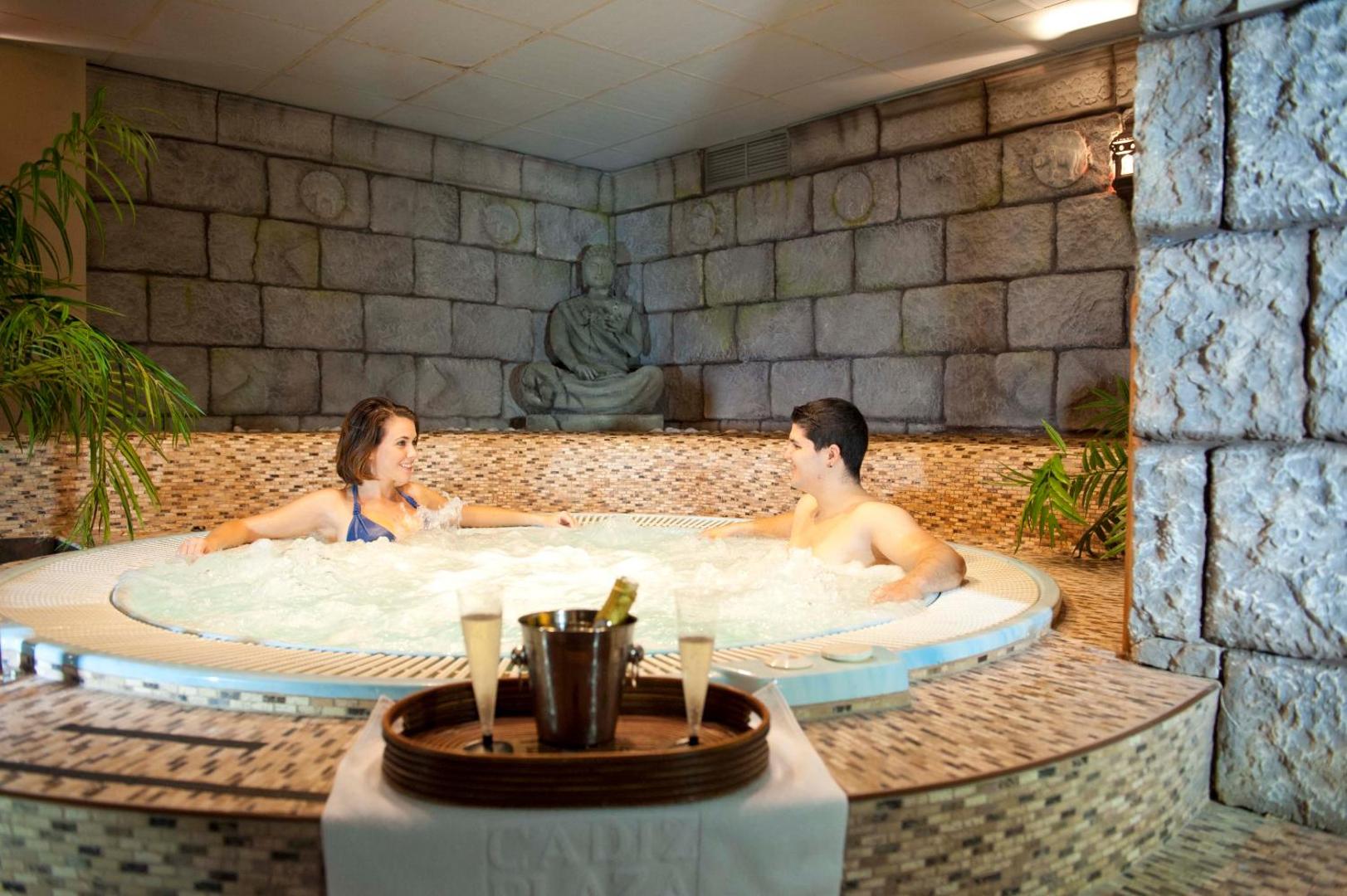 Spa Cádiz Plaza