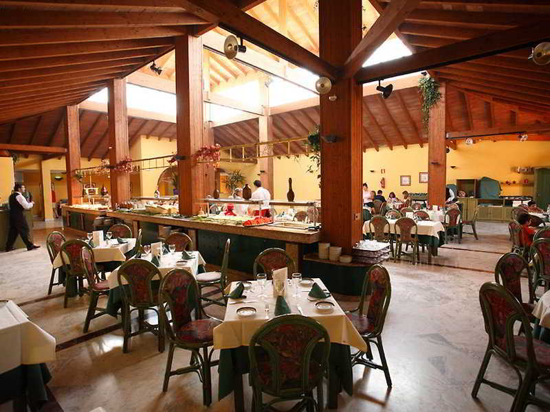 Aparthotel Las Dunas