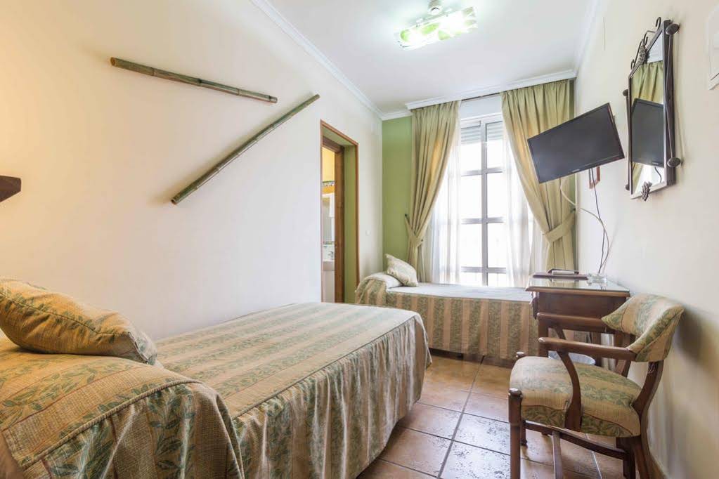 Hostal Costa Luz