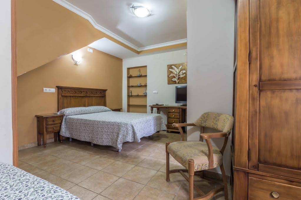 Hostal Costa Luz