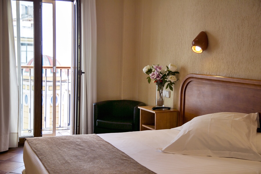 Hotel Los Cantaros