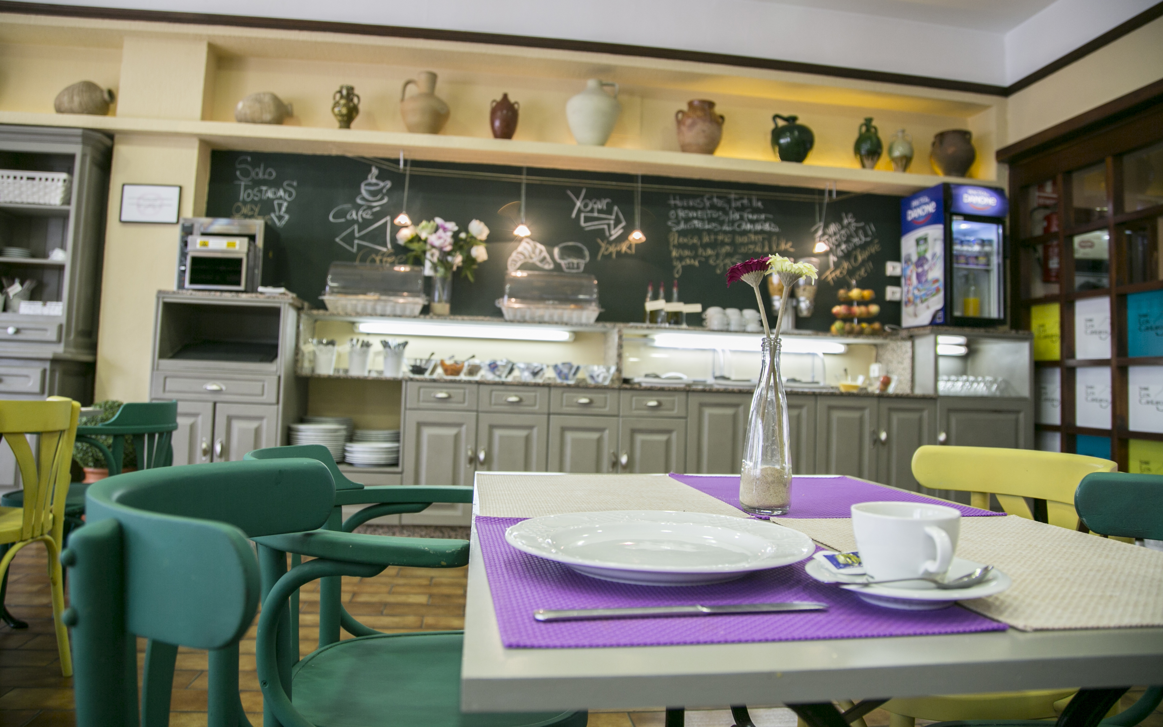 Hotel Los Cantaros