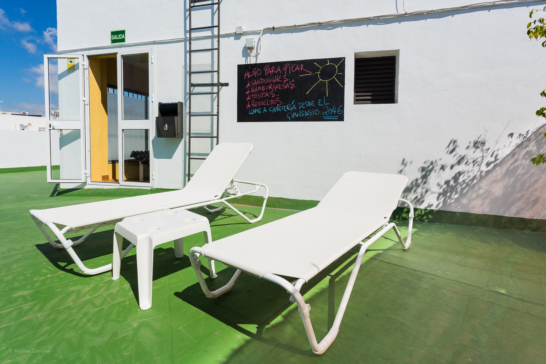 Hotel Los Cantaros