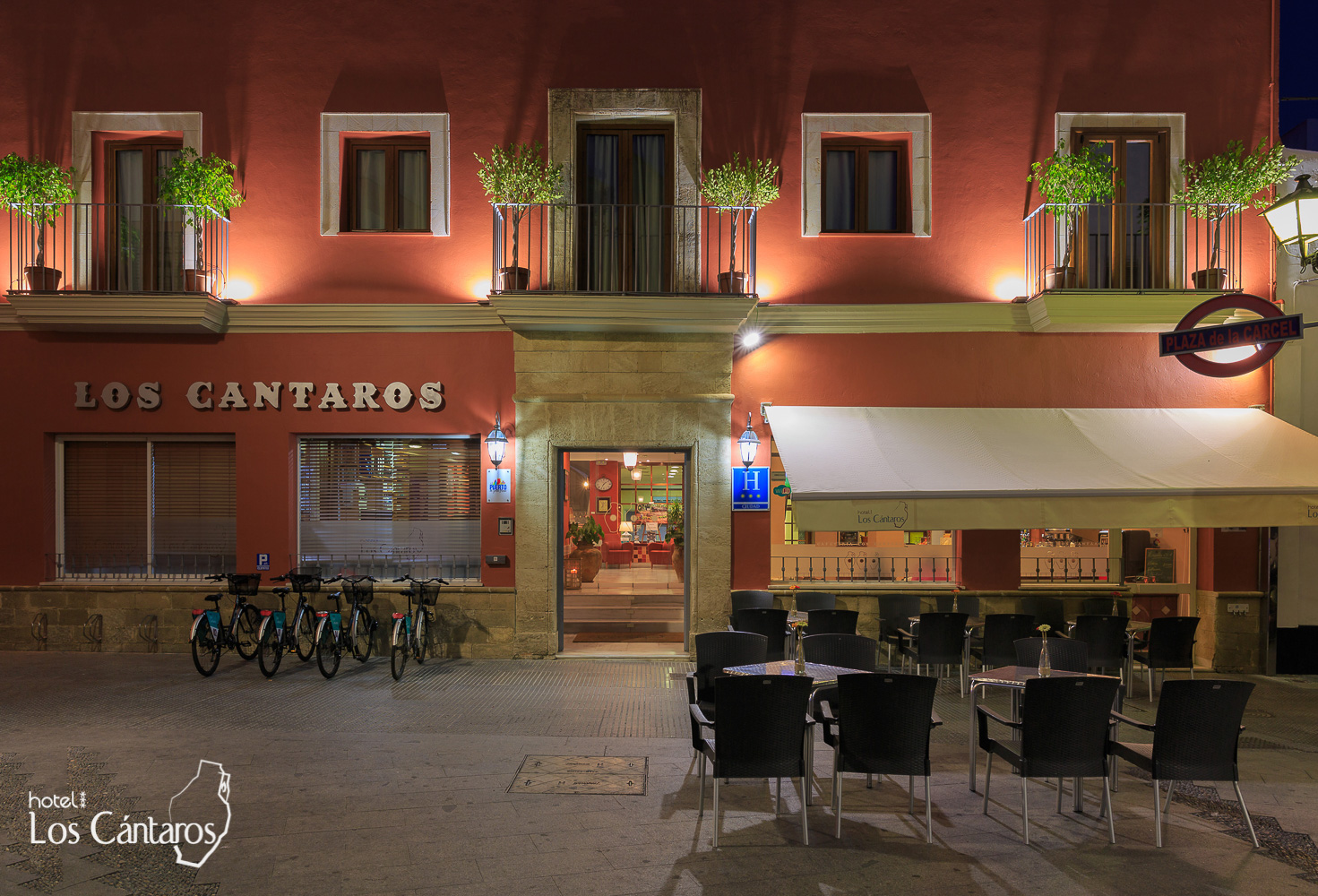 Hotel Los Cantaros