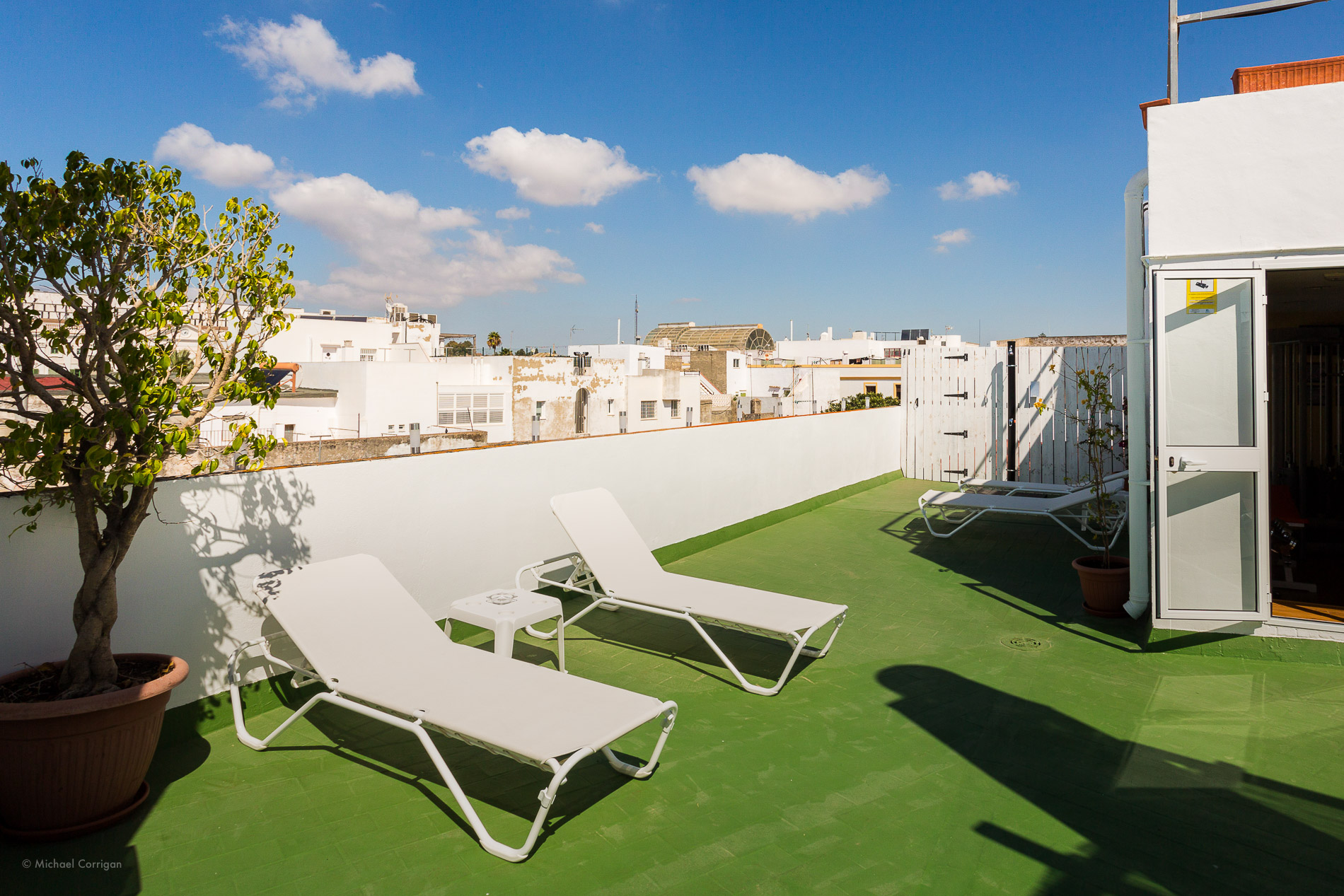 Hotel Los Cantaros