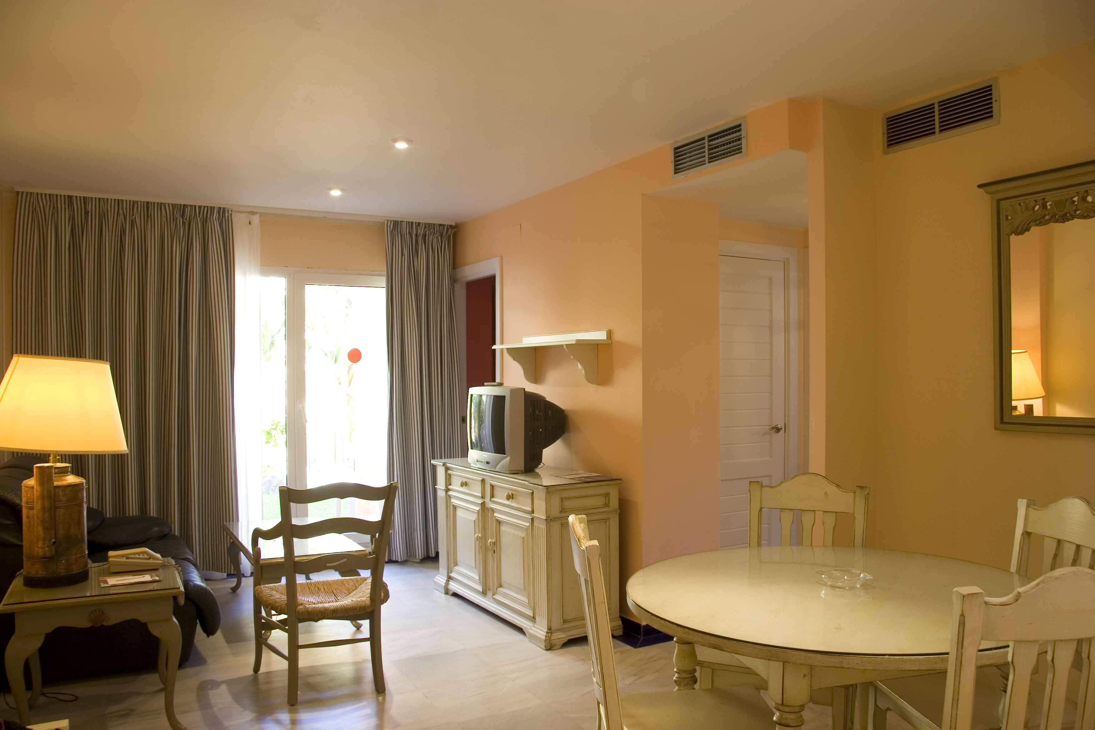 Soho Boutique Vistahermosa Apartamentos