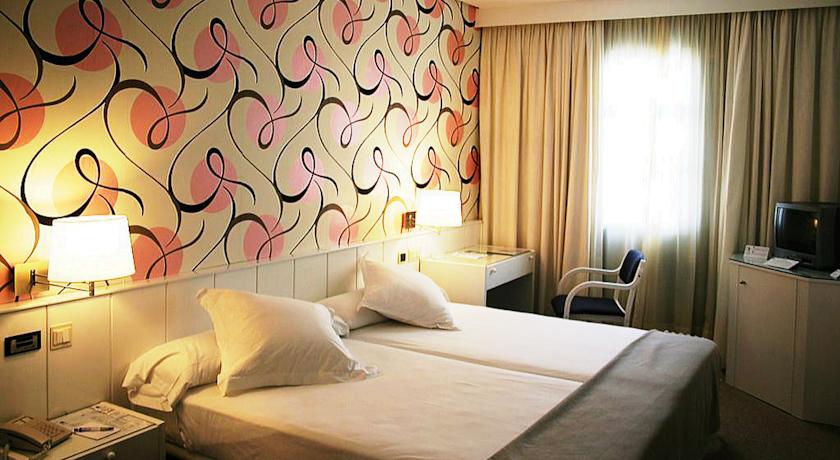 Soho Boutique Puerto Hotel