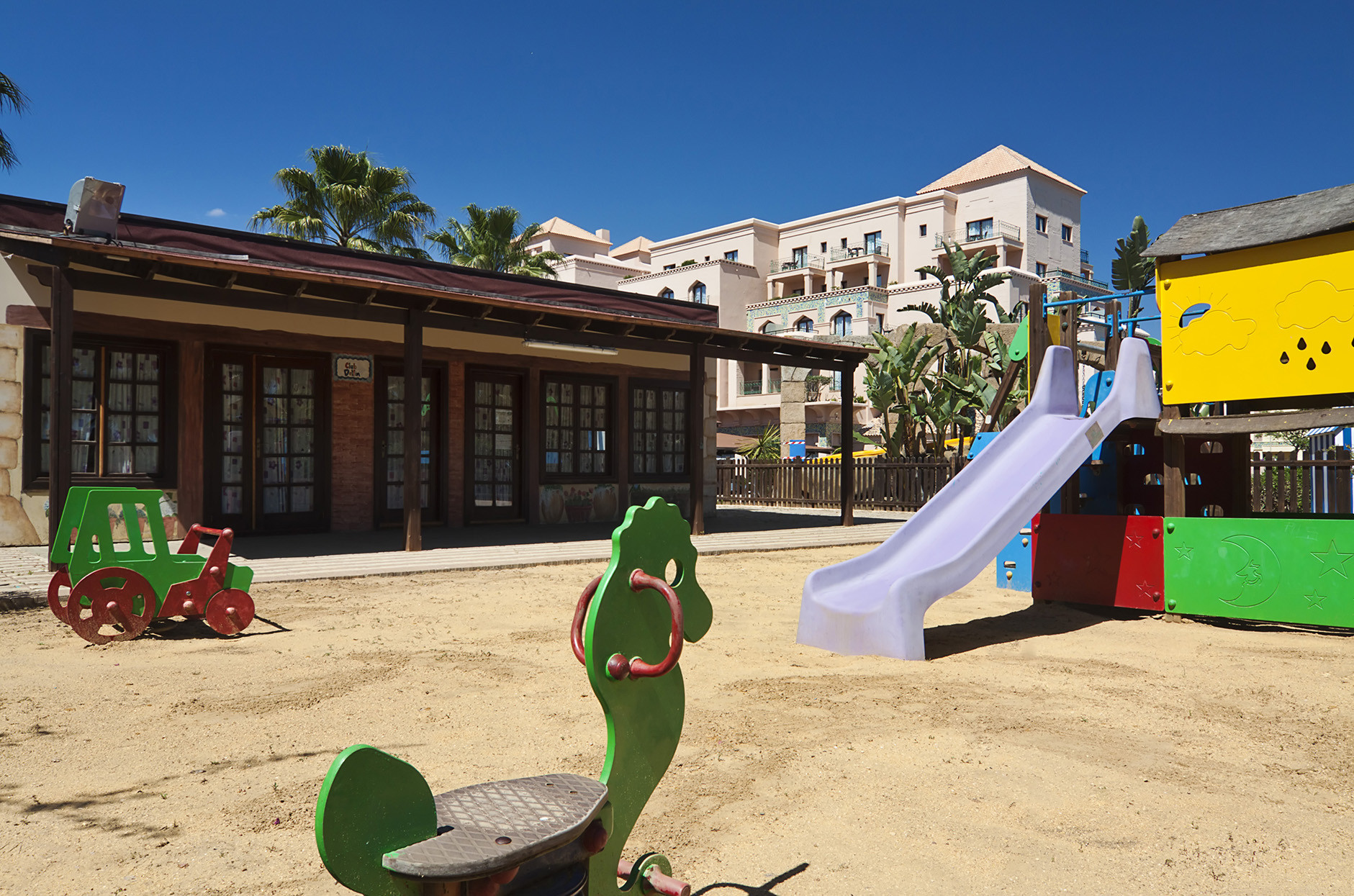 Playacanela Lifestyle Collection by Senator
