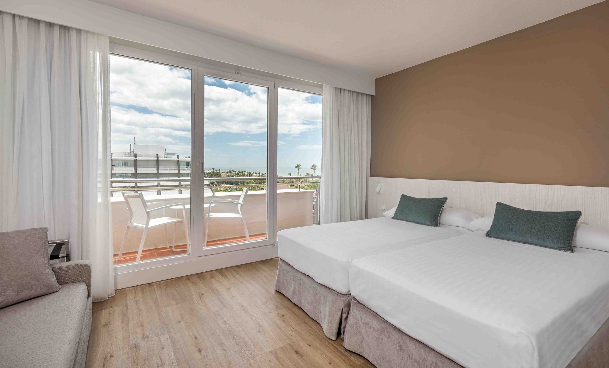 Hotel ILUNION Istlantilla