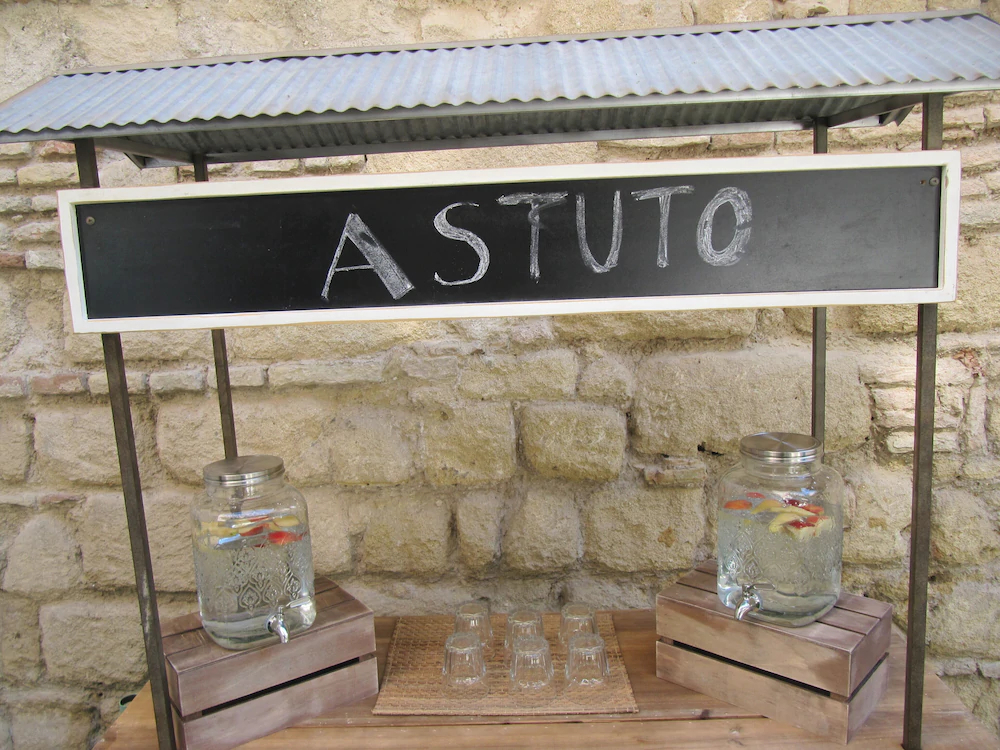 Life Astuto Boutique