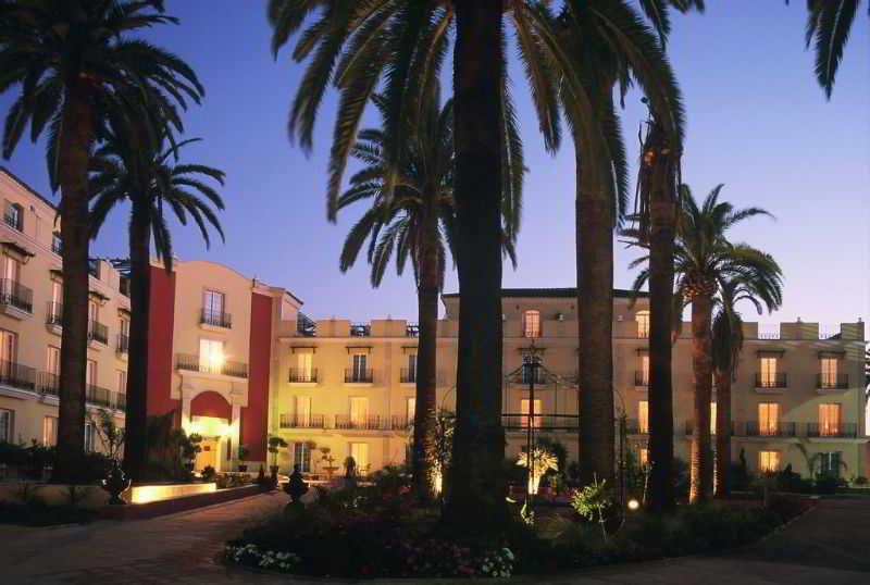 Prestige Palmera Plaza