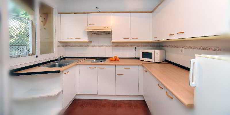 Apartamentos Leo Islamar