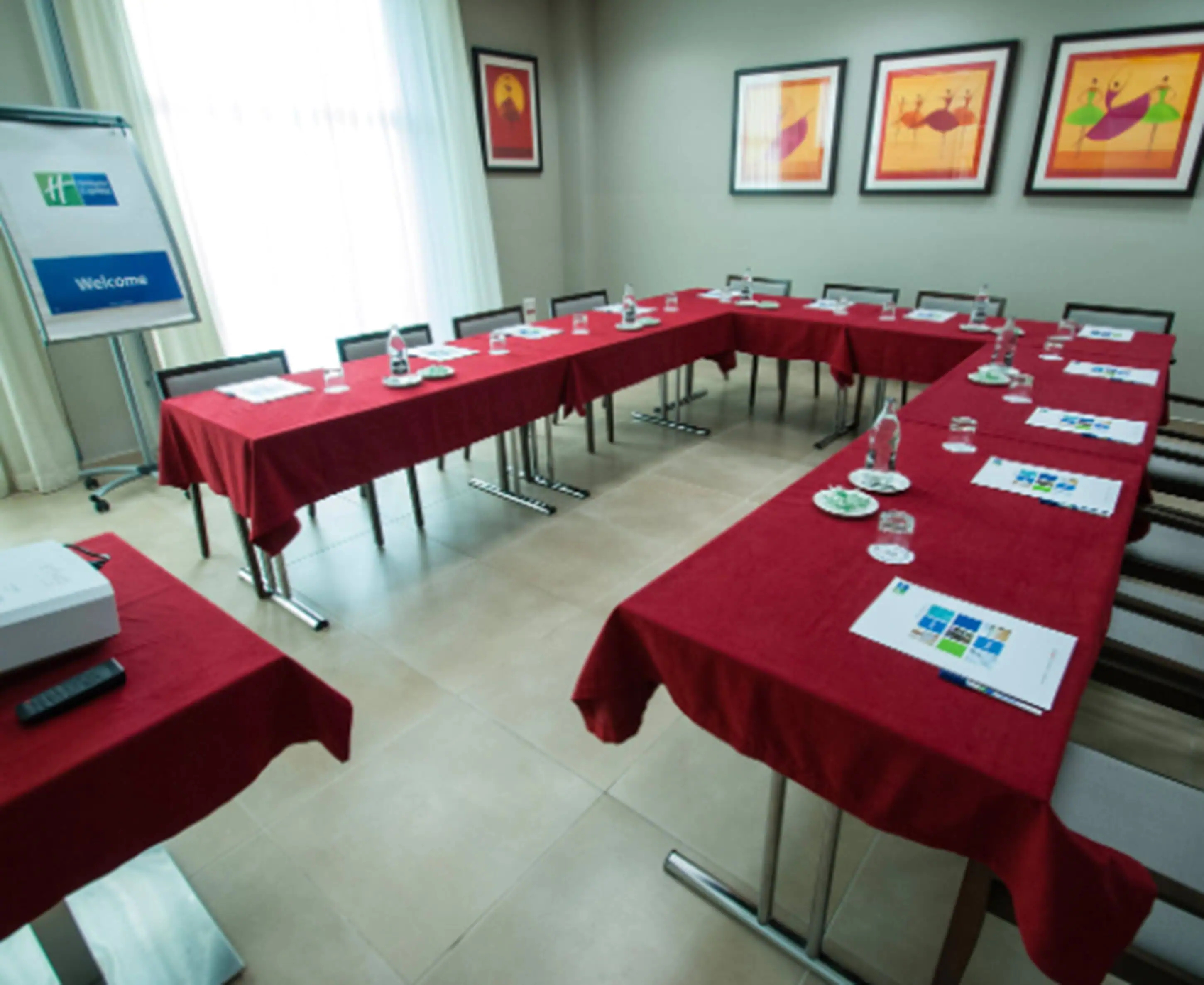 Holiday Inn Express Campo de Gibraltar - Barrios