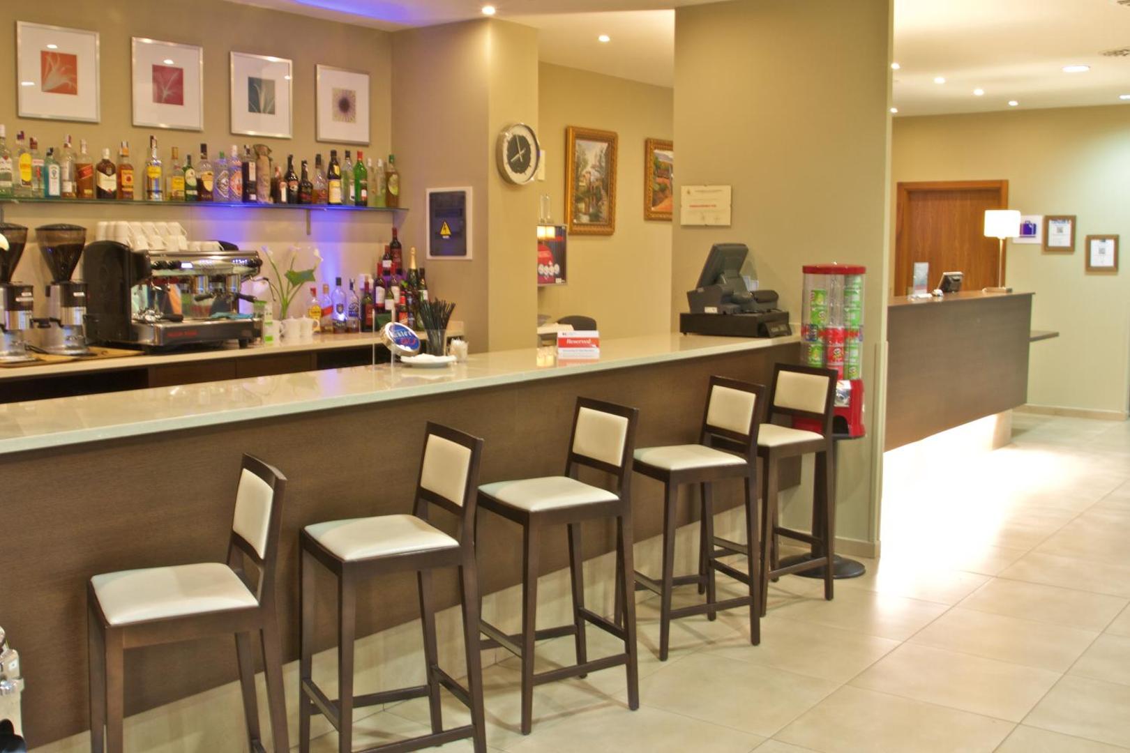 Holiday Inn Express Campo de Gibraltar - Barrios