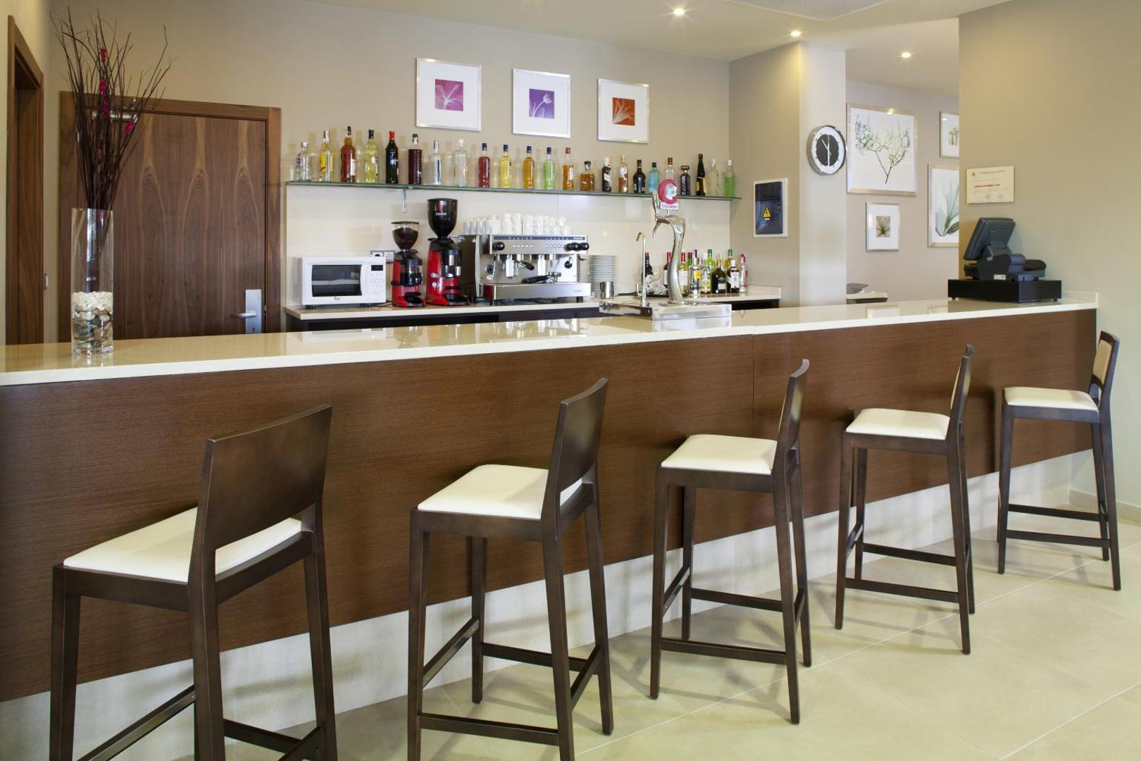 Holiday Inn Express Campo de Gibraltar - Barrios