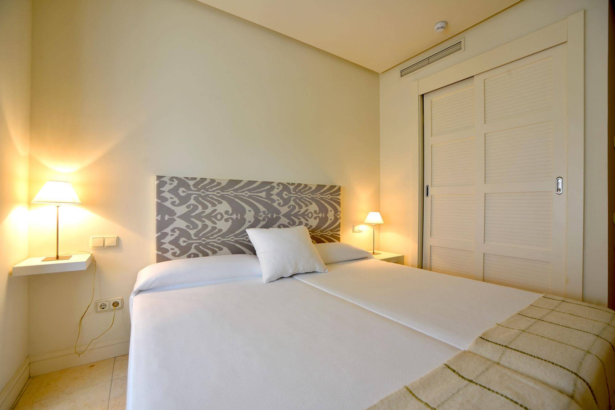 Novo Resort The Residence Luxury Apartments by Barceló