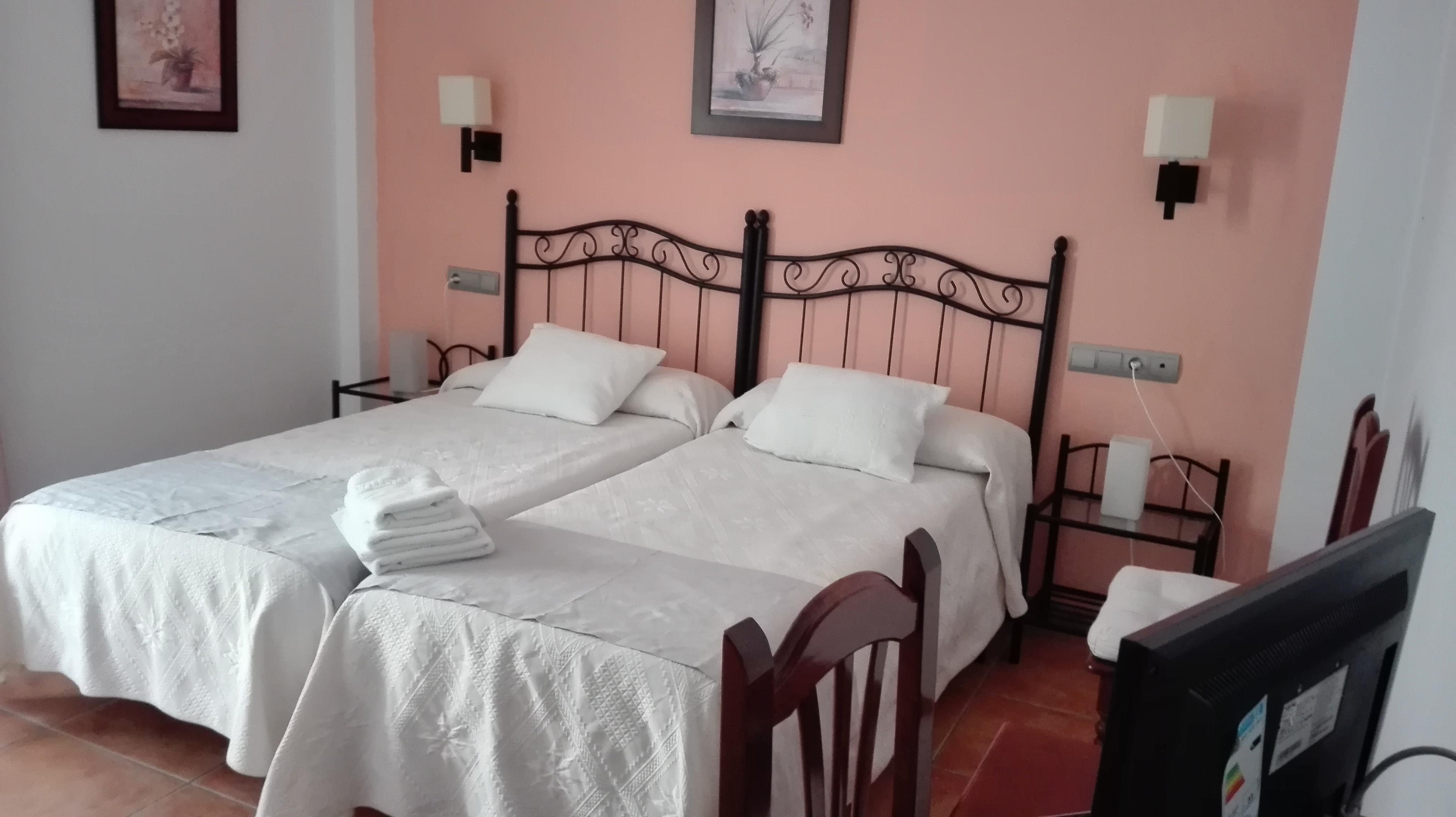 Hostal Restaurante Macavi