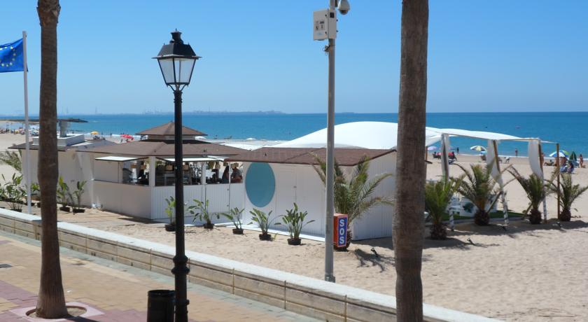 Hostal Restaurante Macavi