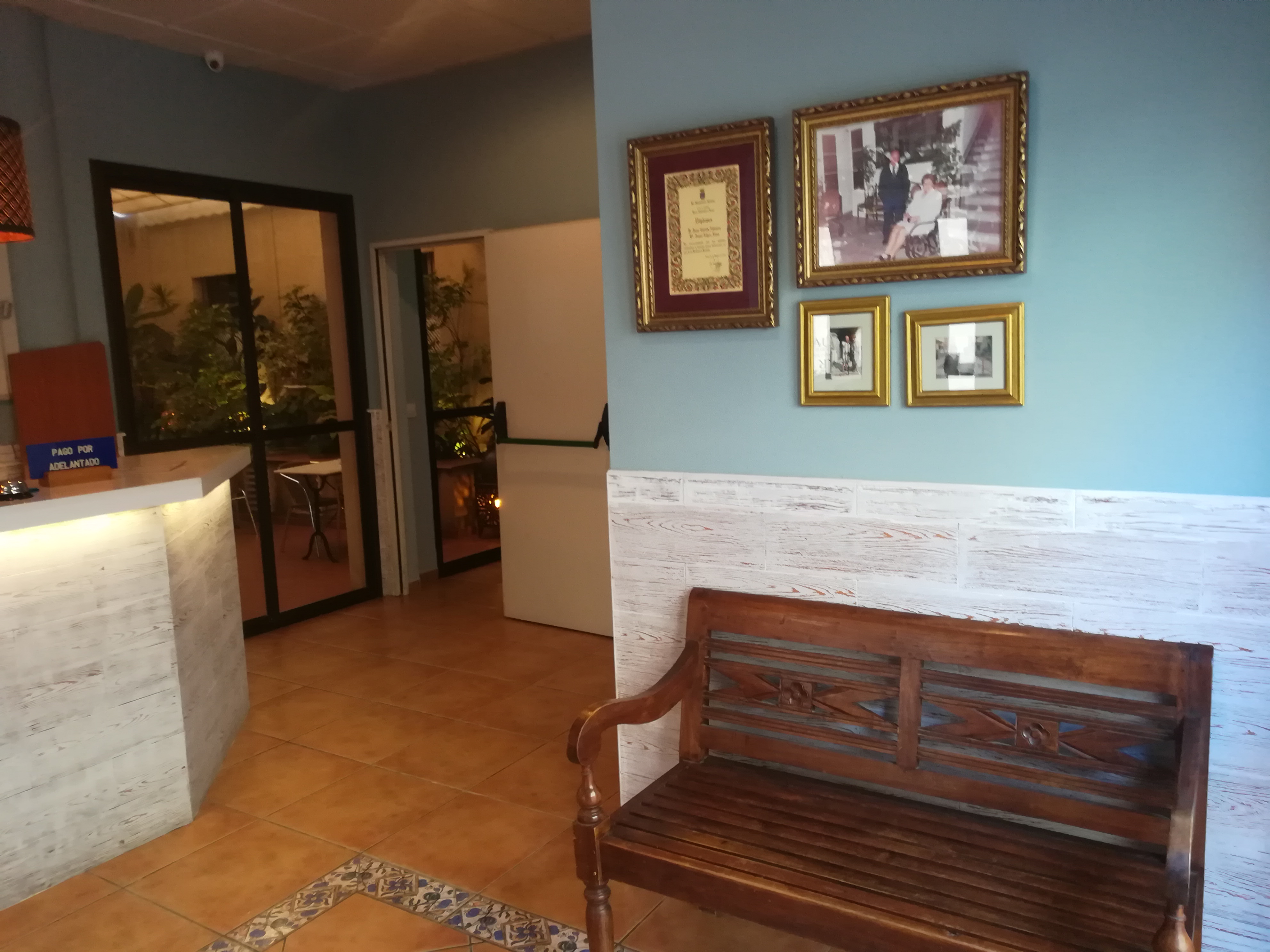 Hostal Restaurante Macavi