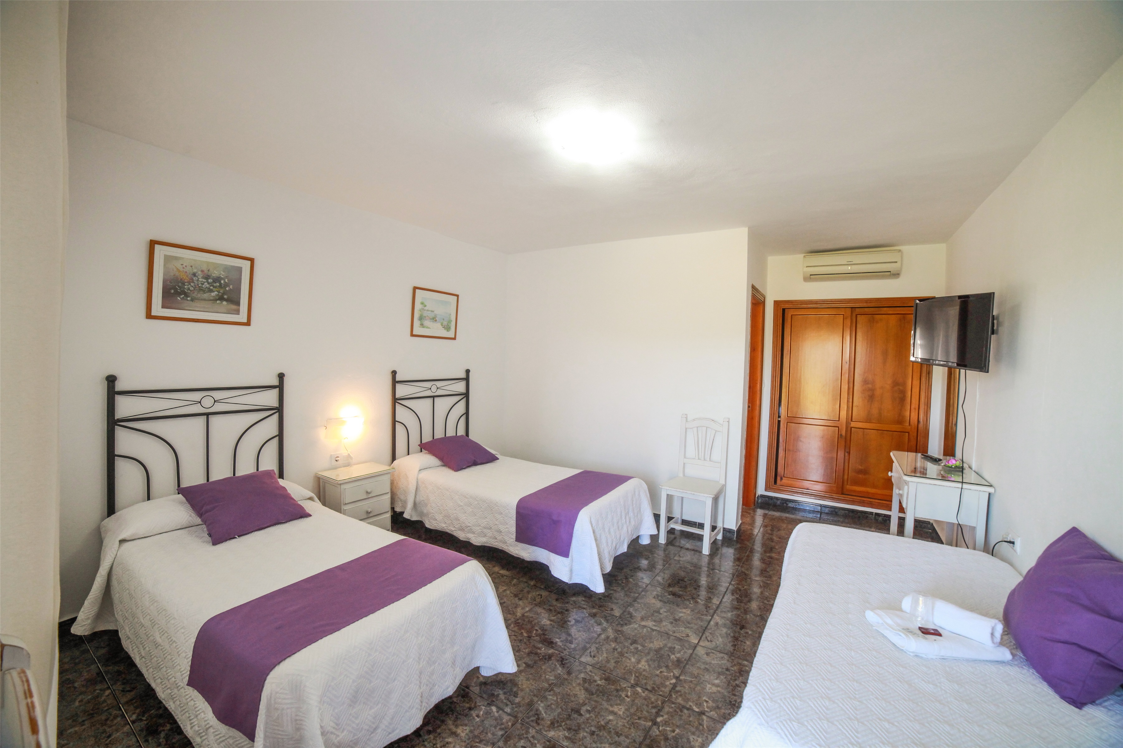 El Levante Hostal