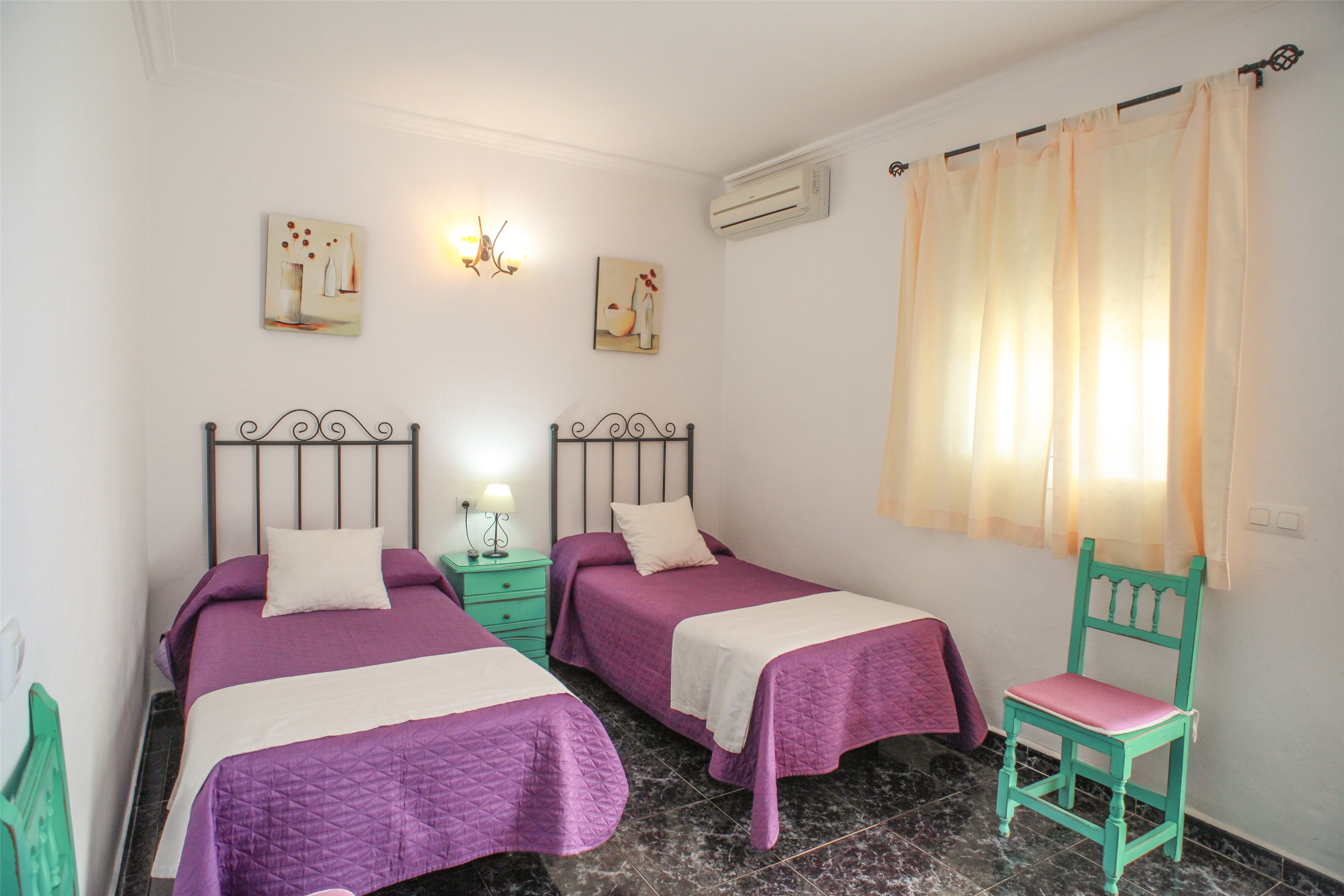 El Levante Hostal