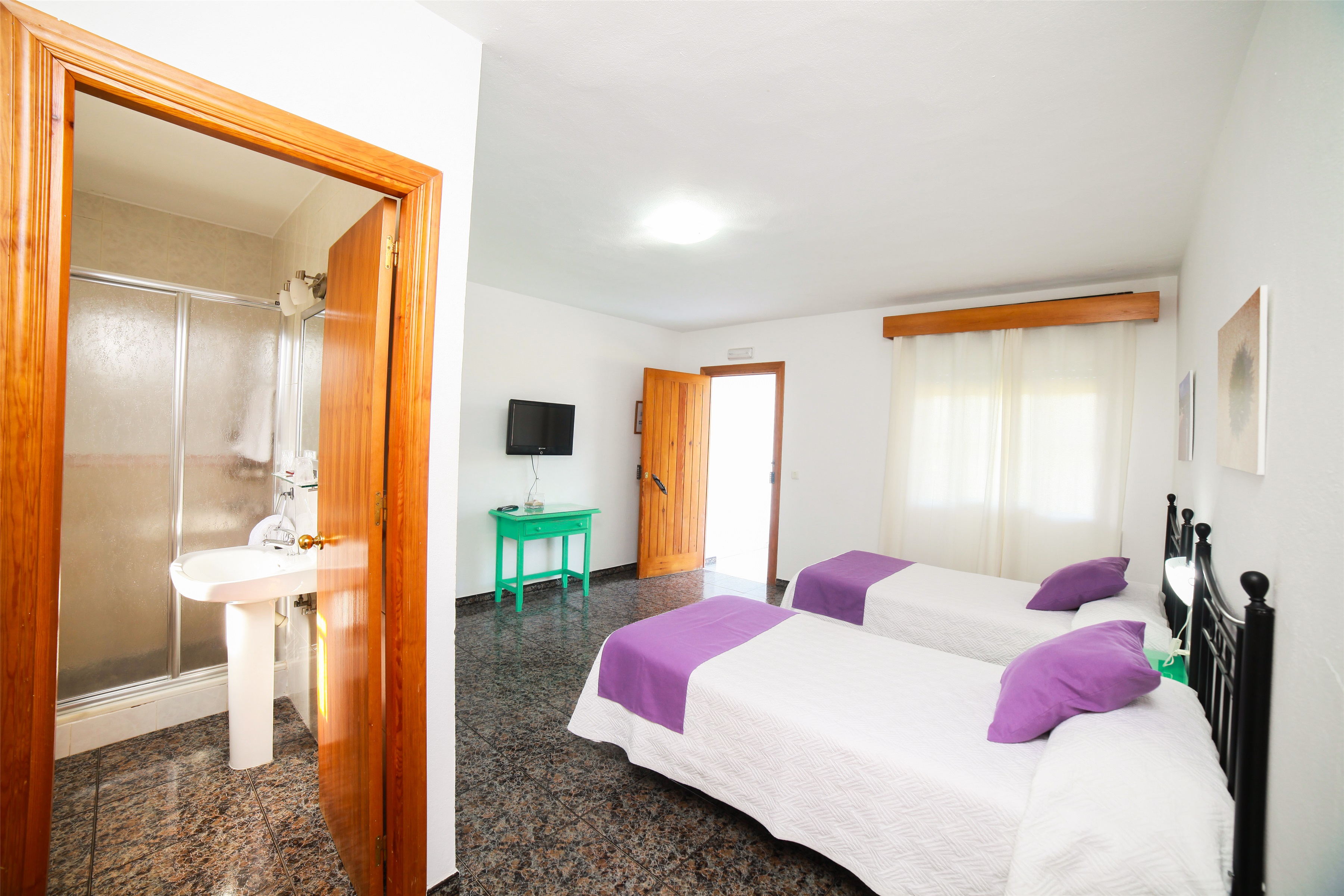 El Levante Hostal