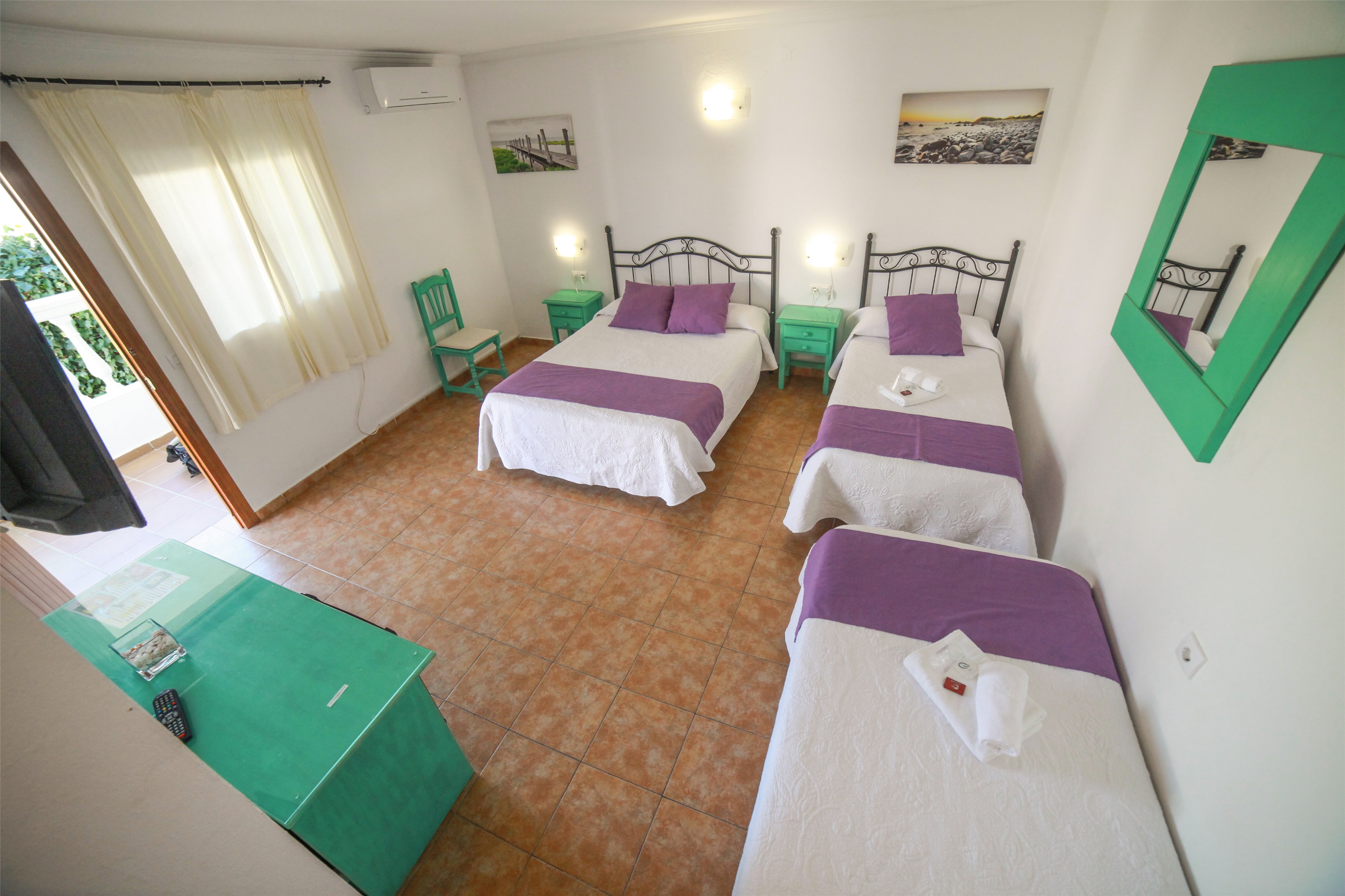 El Levante Hostal
