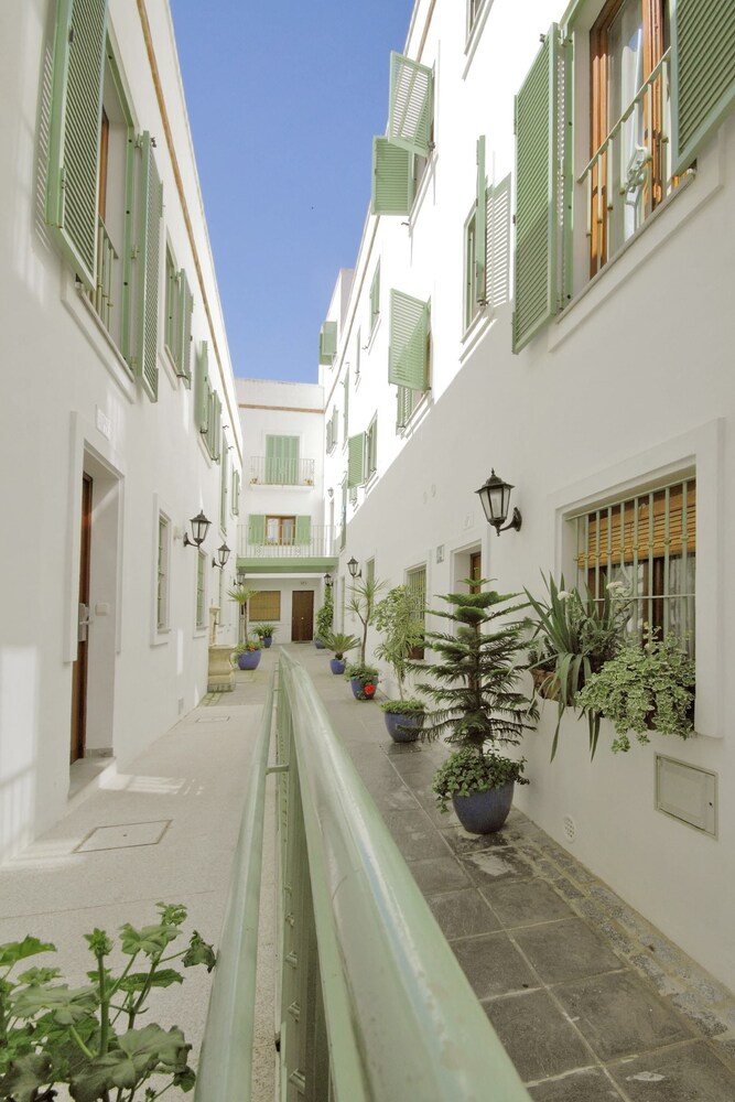 Hostal Gravina