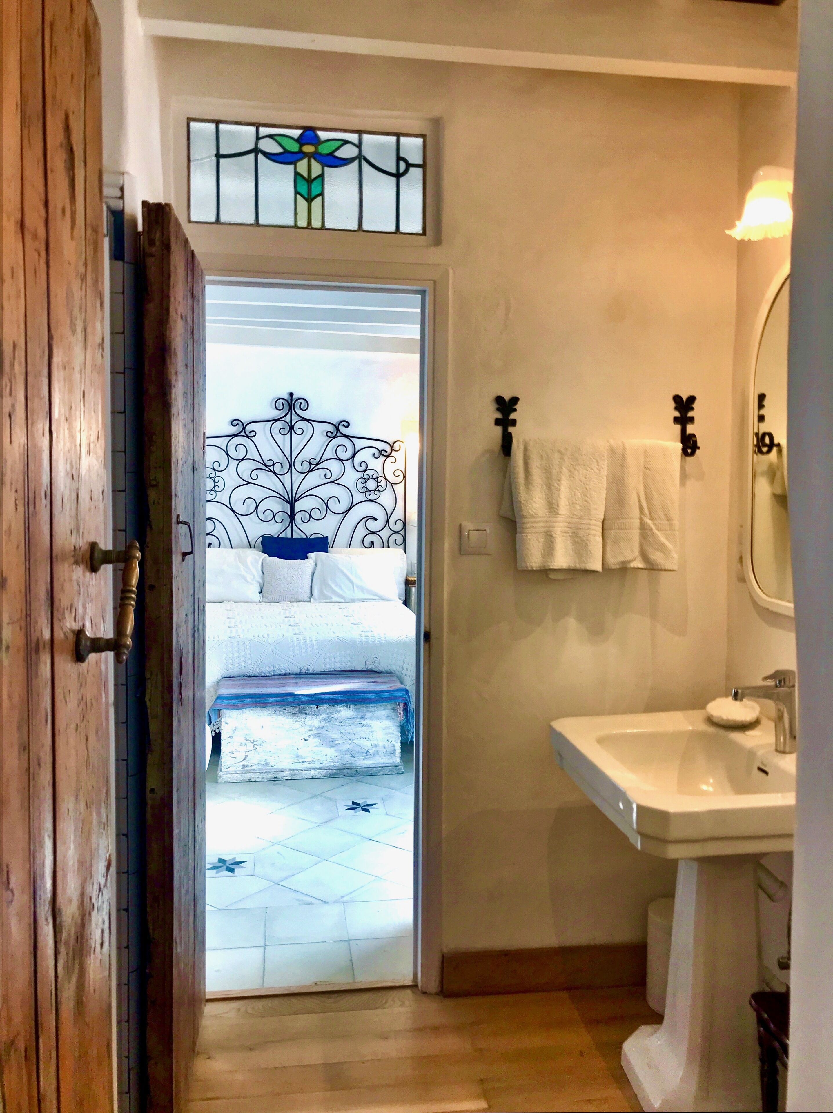 Casa la Fuente by Casas Vejer Debra