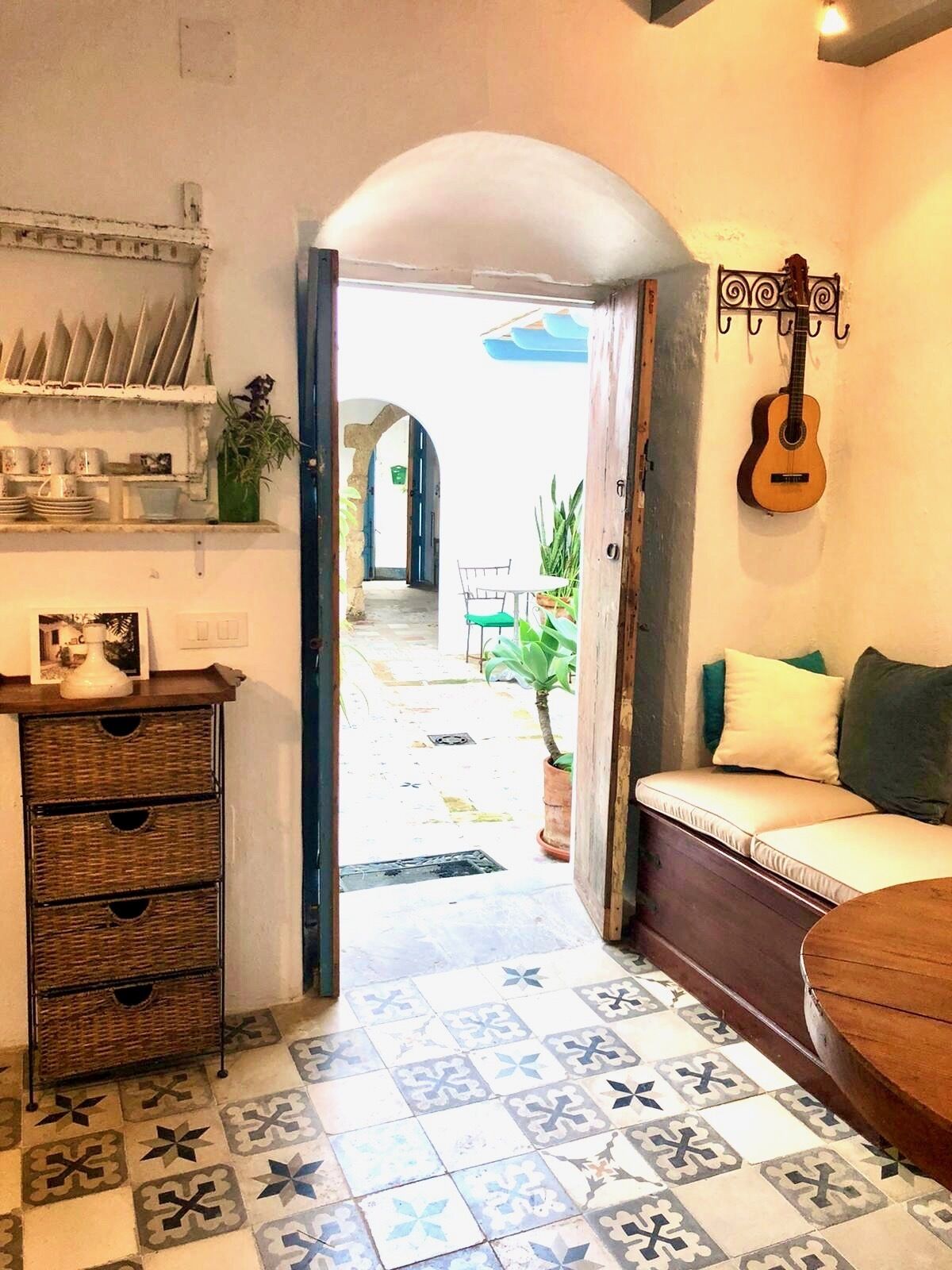 Casa la Fuente by Casas Vejer Debra