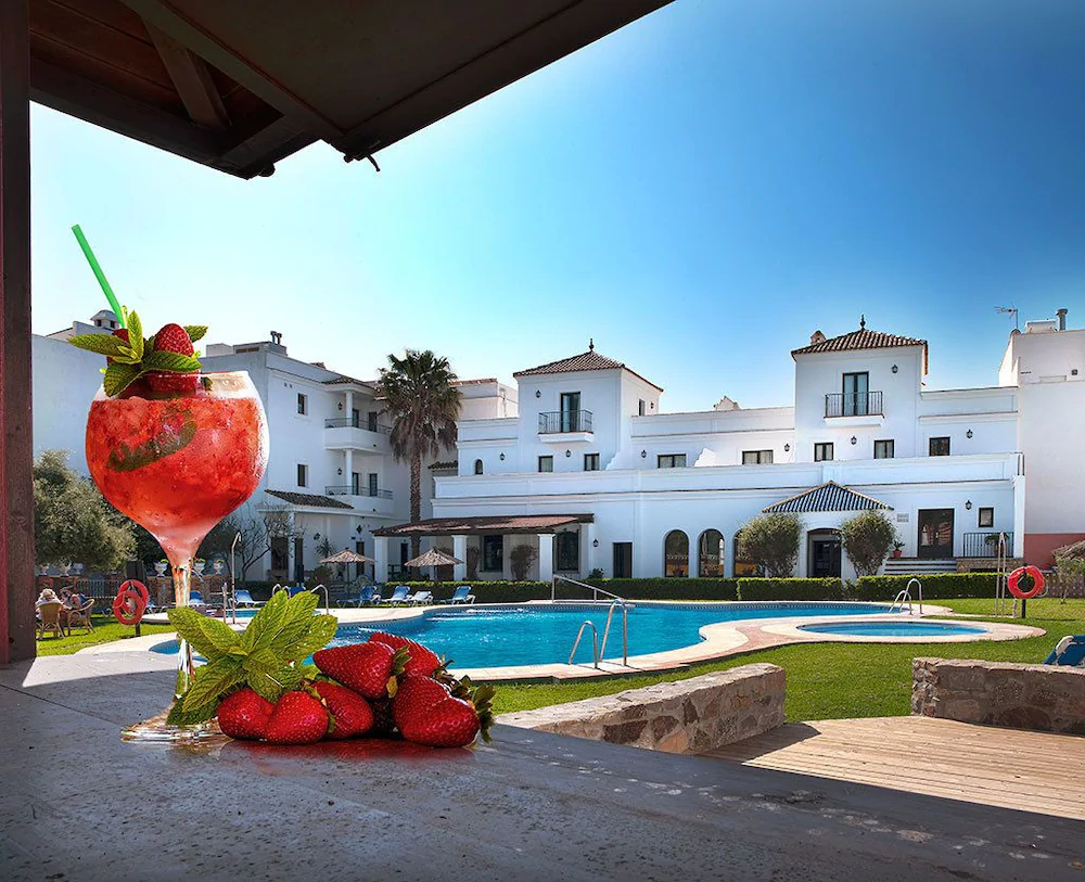 Hotel Doña Lola Zahara