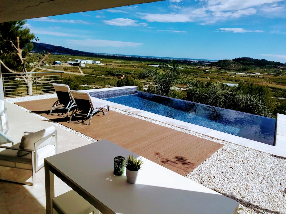 Villa Monte Corona