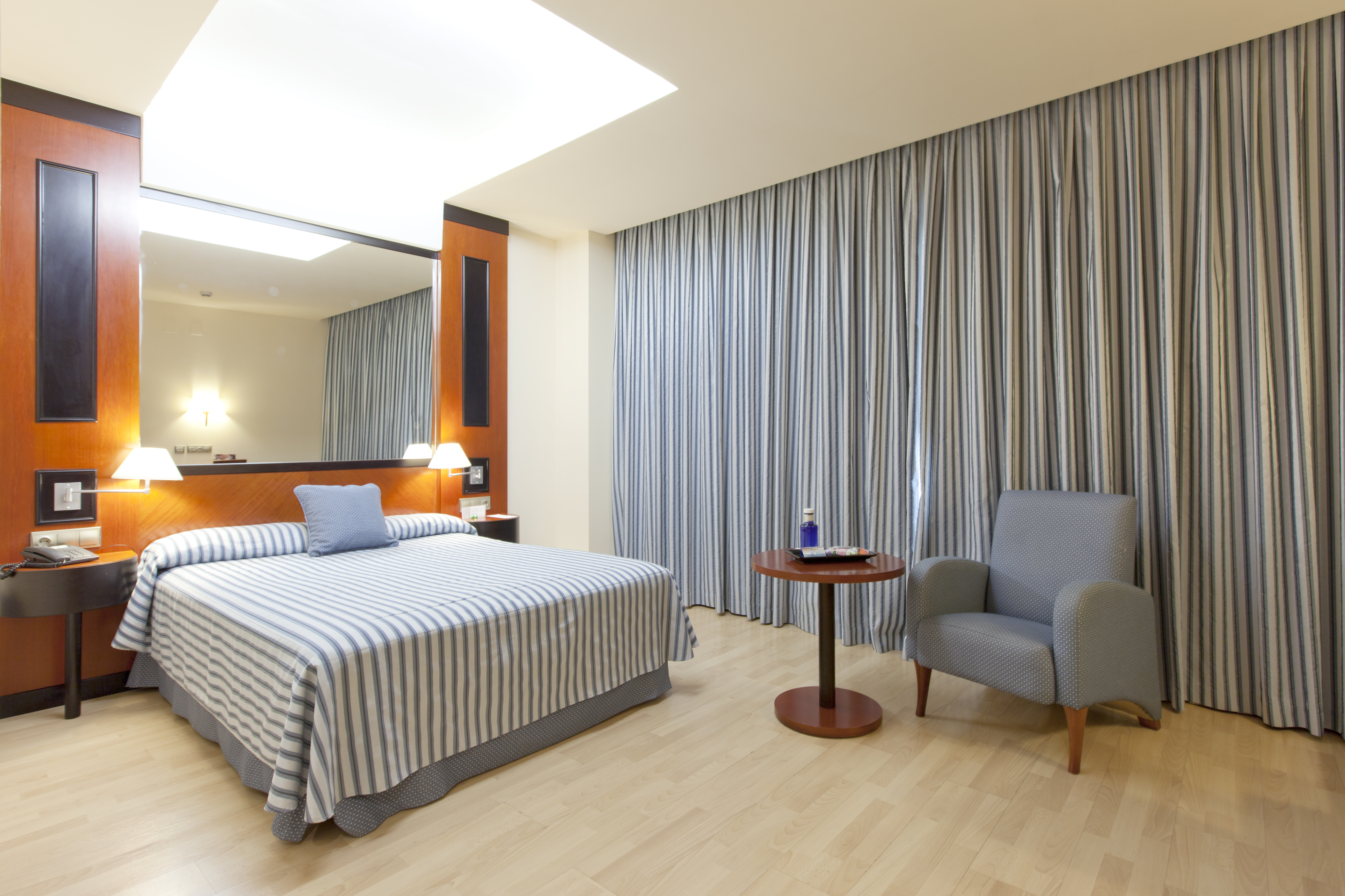 Olympia Hotel Events & Spa