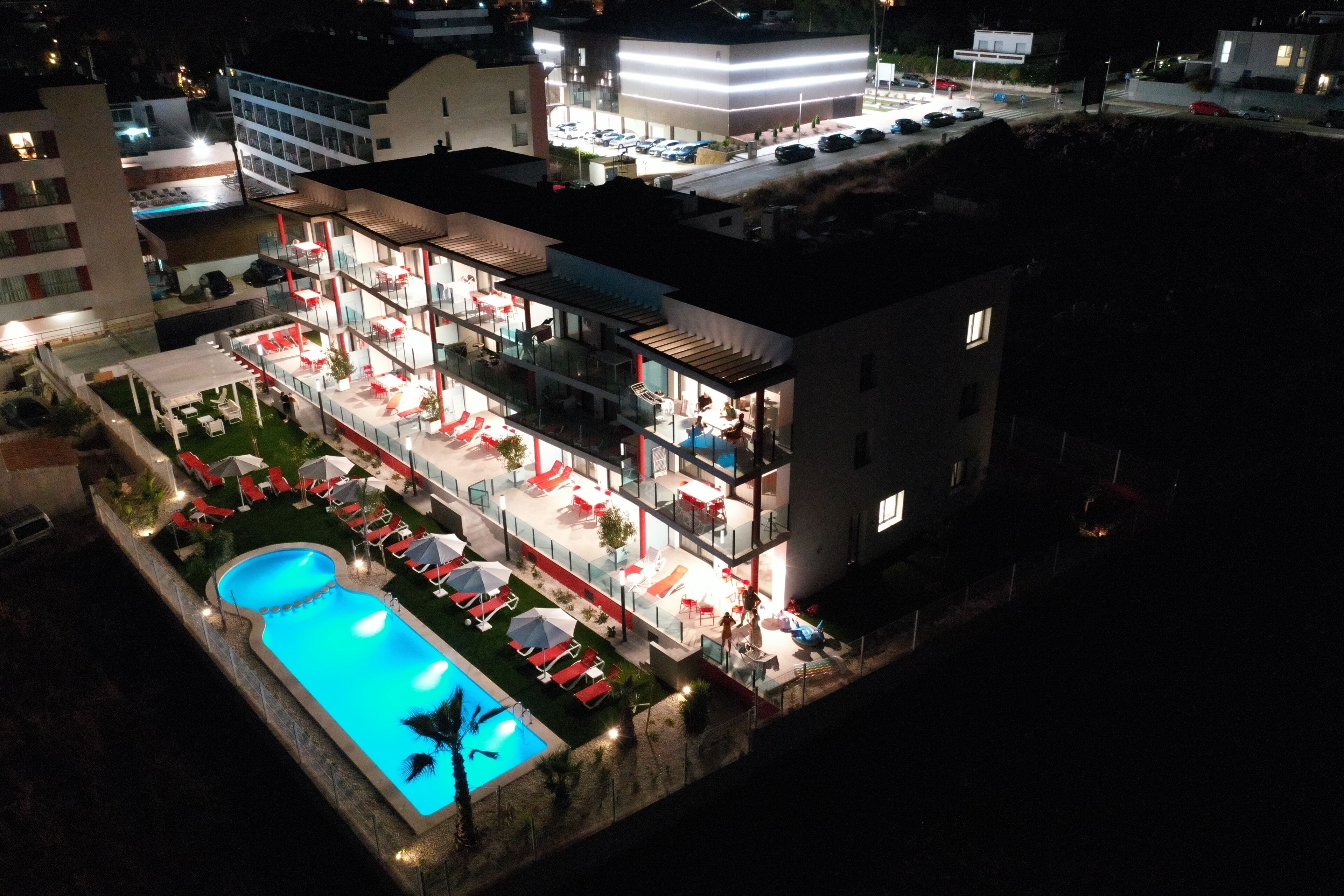 Azahar Beach Apartments