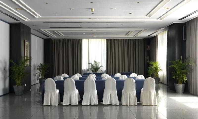 Hotel Intelier Orange