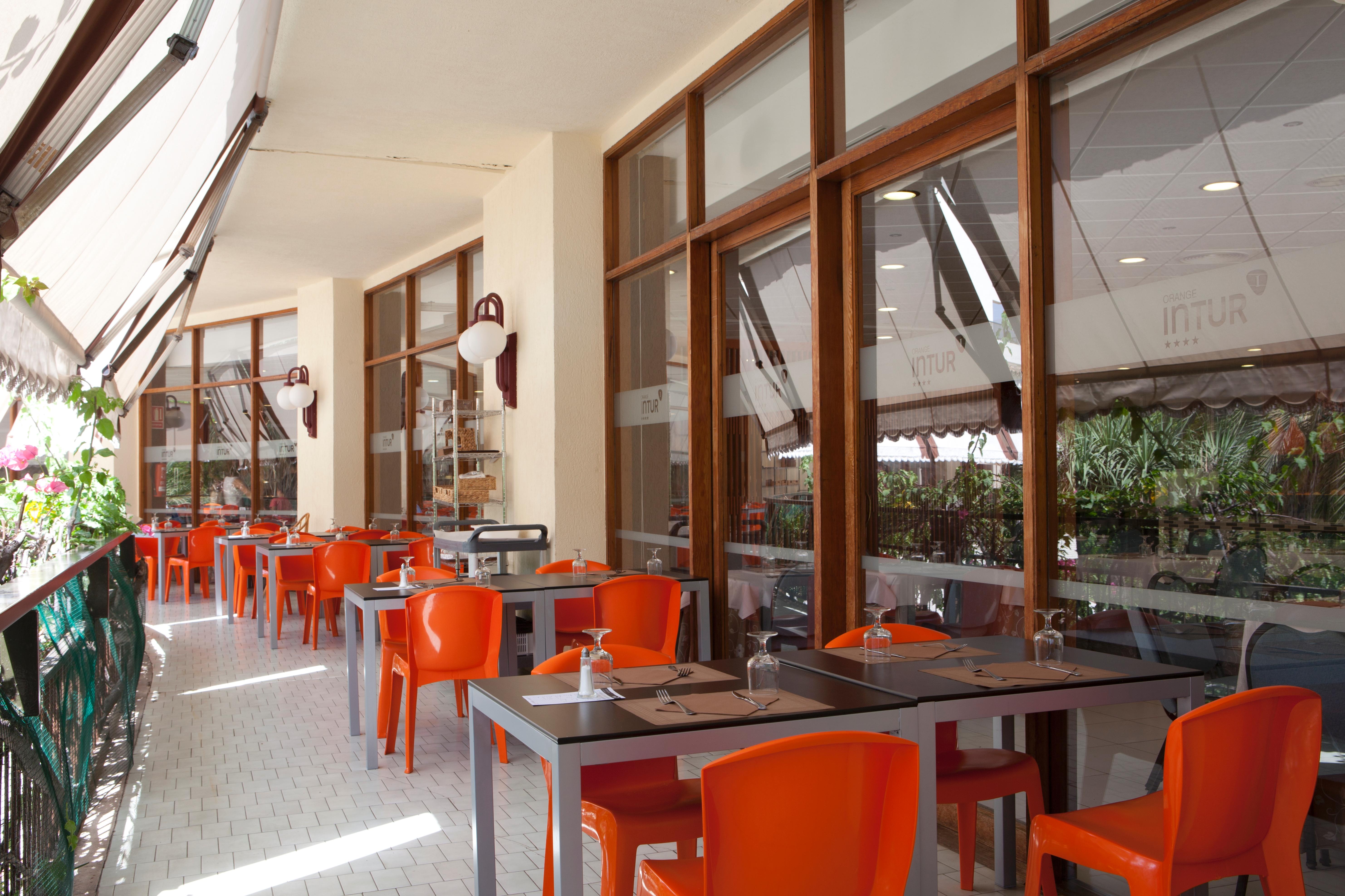 Hotel Intelier Orange