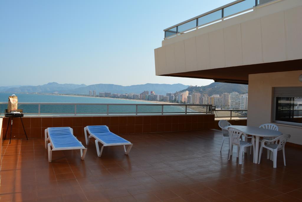 Apartamentos Florazar II