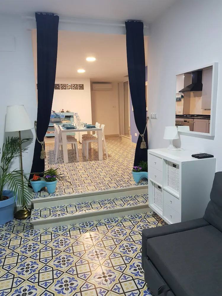 Ducal Apartments by Hugo Beach Hotel