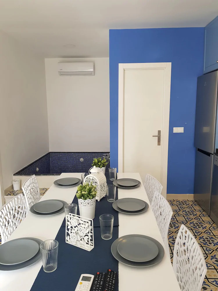 Ducal Apartments by Hugo Beach Hotel