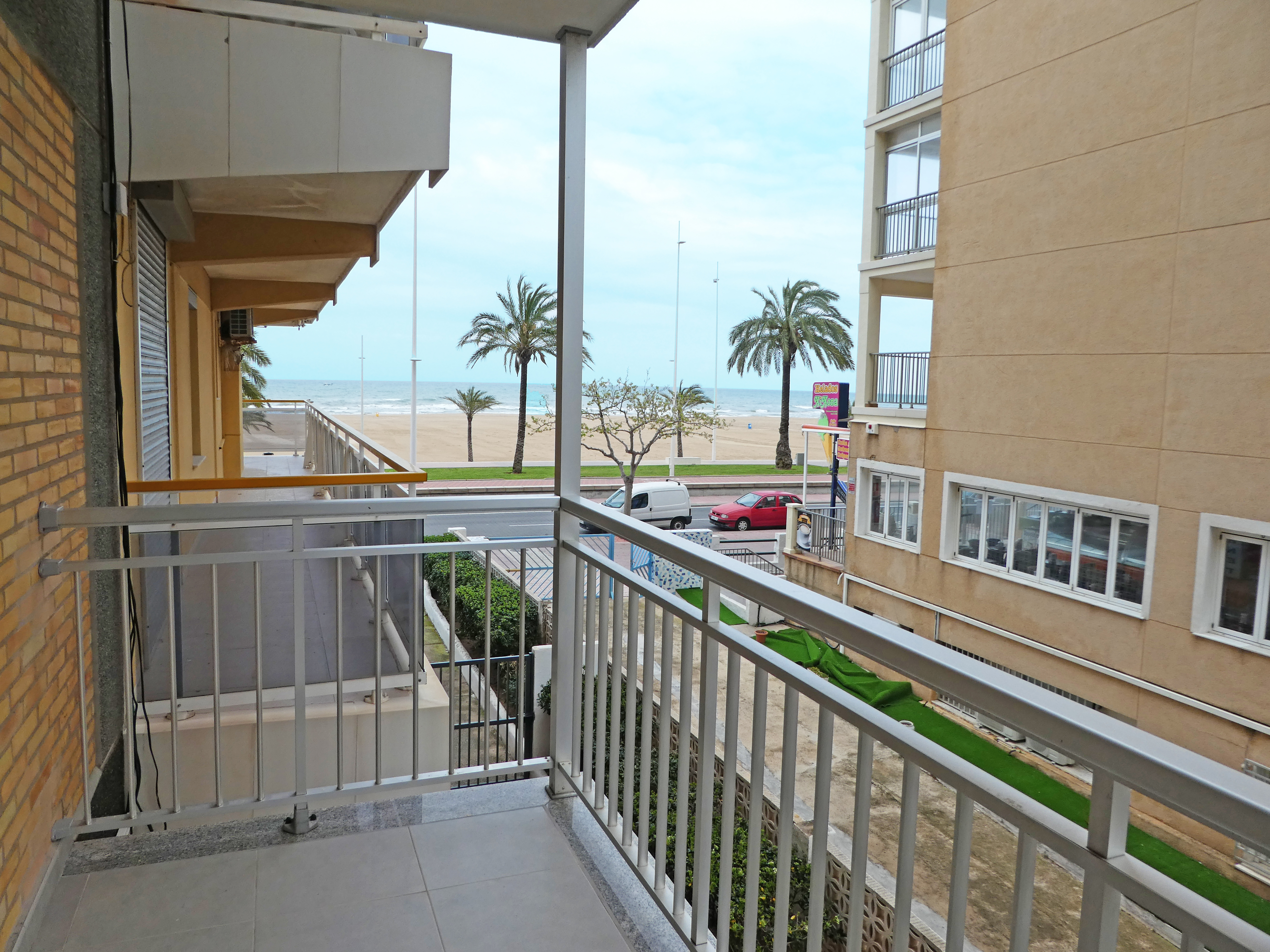 Apartamentos Gandía Primera Línea De Playa 3000