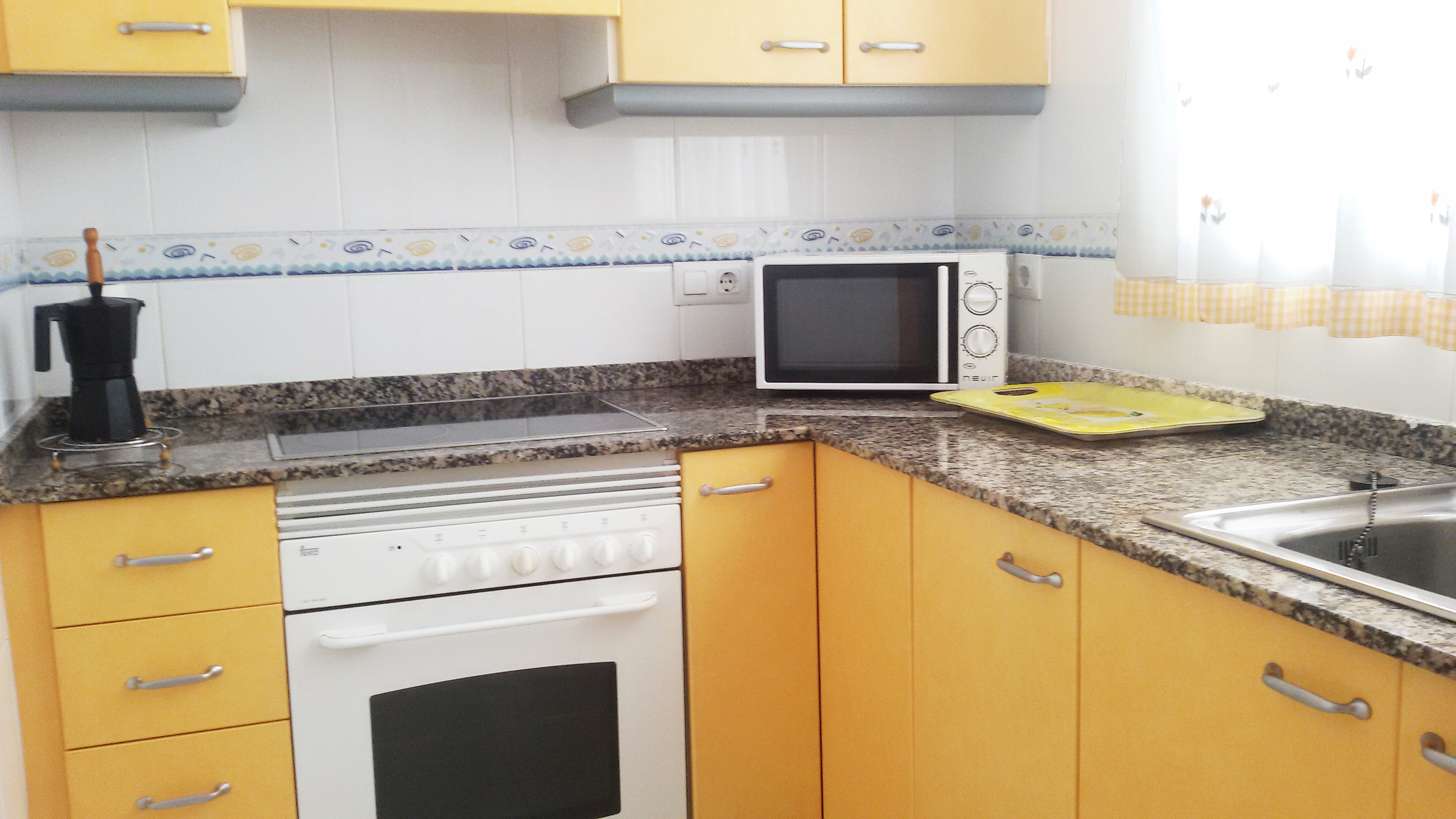 Apartamentos Gandía Universidad 3000